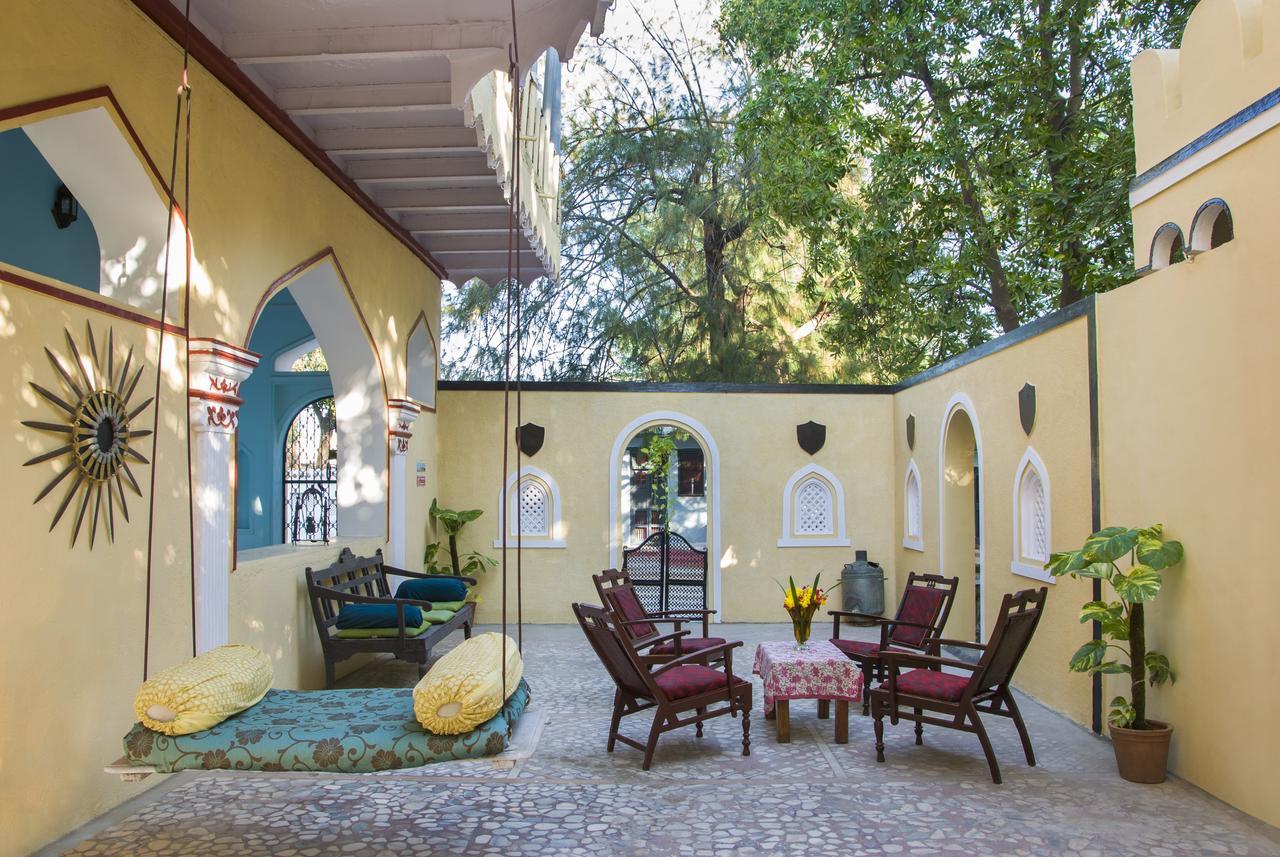 Garden Palace Heritage Homestays Vadasinor Exteriör bild